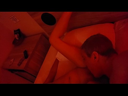 ❤️ Нойтон хөхөө долоож байна. ❤️ Занхайнууд mn.hotpornphotos.ru